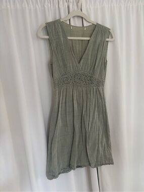 VINTAGE V-Neck Embroidered Waist Dress - Sage Green LINEN